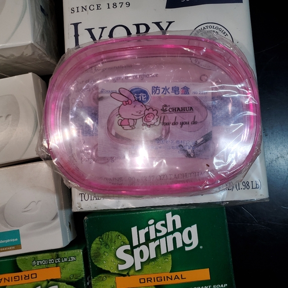 16 bars unopened soap, 10  IVORY, 4  Dove, 2  Irish Spring+ 1 new soap box - Picture 6 of 8